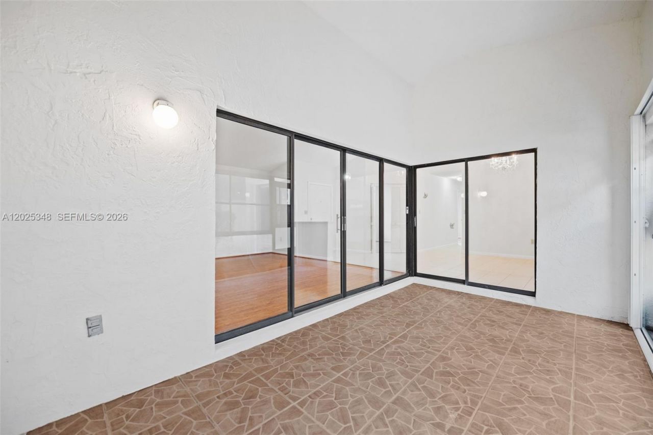 5901 Chester Ln, Davie, FL 33331 Photo