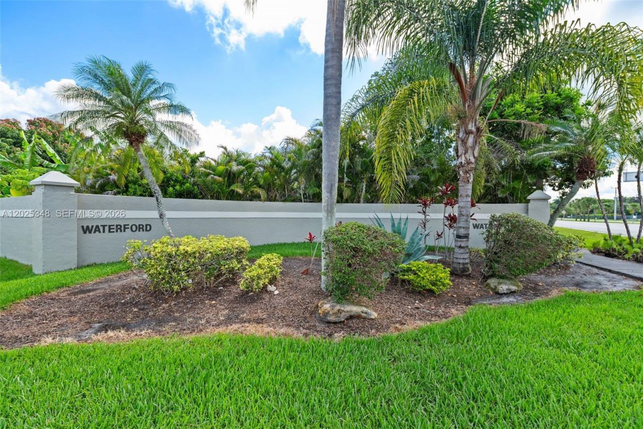 5901 Chester Ln, Davie, FL 33331 Photo