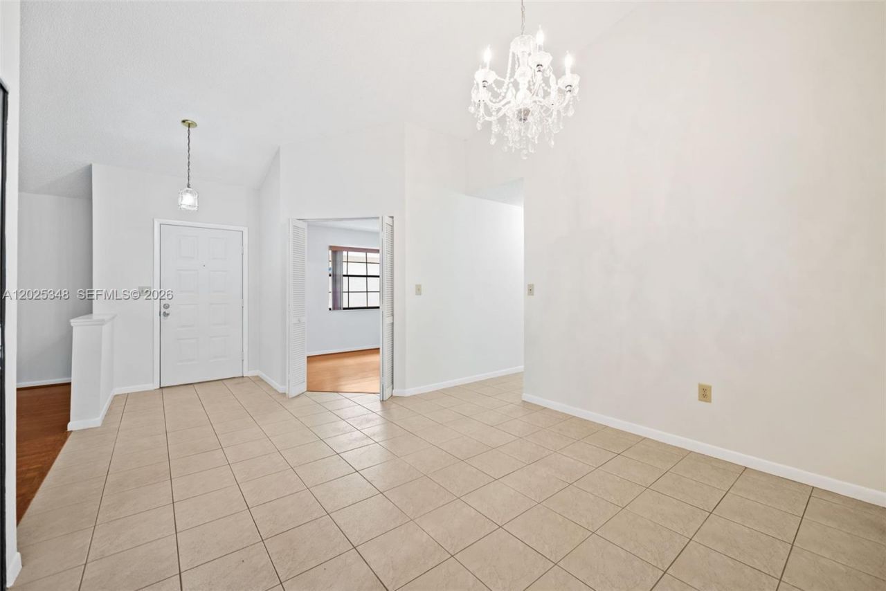 5901 Chester Ln, Davie, FL 33331 Photo