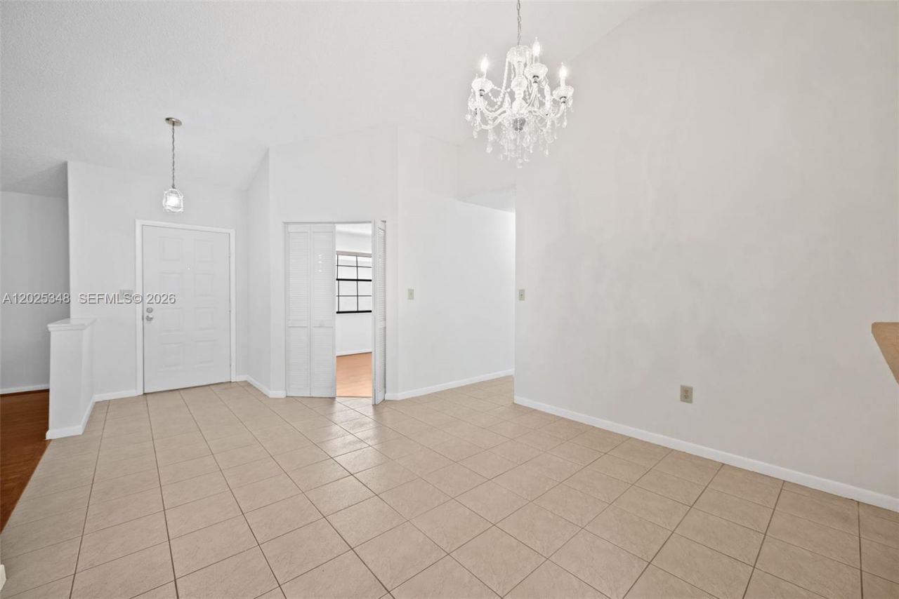 5901 Chester Ln, Davie, FL 33331 Photo
