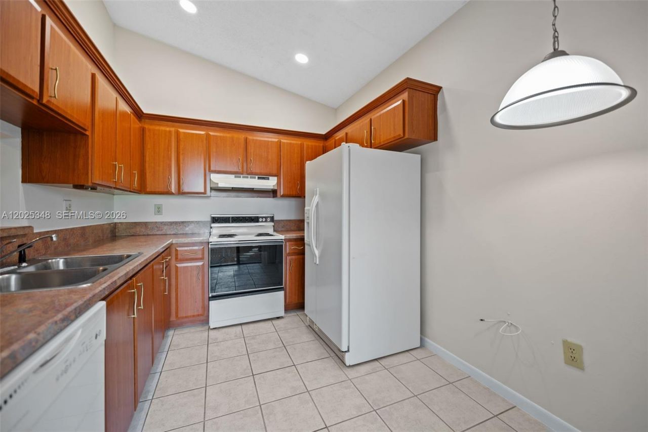 5901 Chester Ln, Davie, FL 33331 Photo
