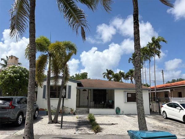 1680 SW 14th Ter , Miami, FL 33145