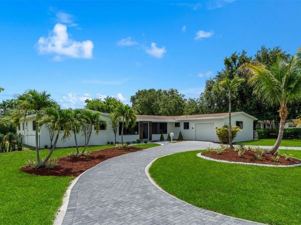 10825 SW 80th Ave , Miami, FL 33156
