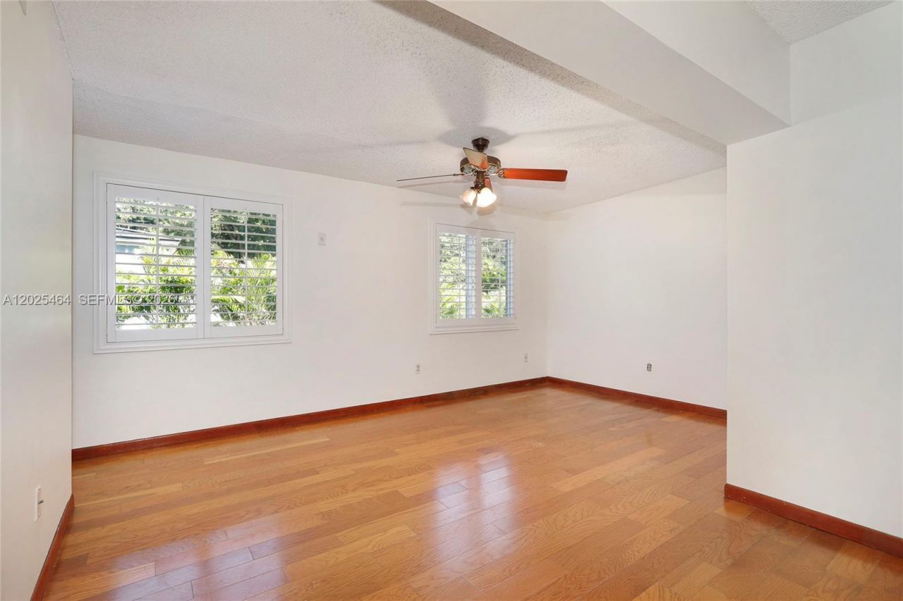 5835 SW 49th St, Miami, FL 33155 Photo