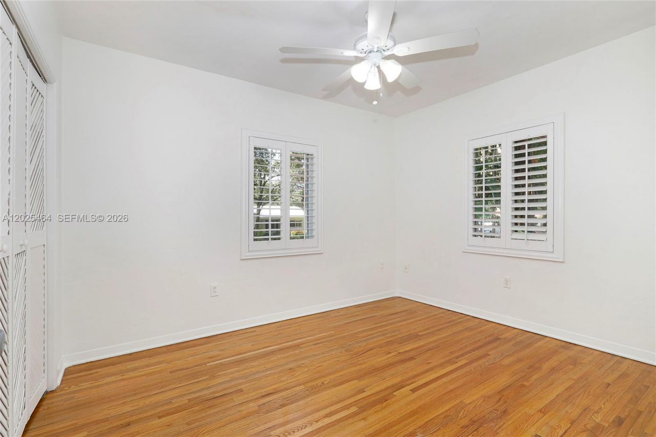 5835 SW 49th St, Miami, FL 33155 Photo
