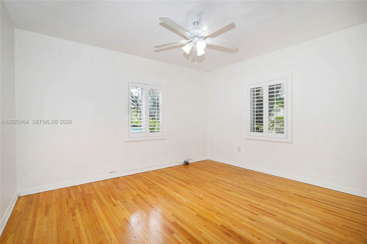 5835 SW 49th St, Miami, FL 33155 Photo