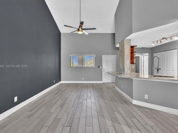 3417 NW 44th St , Unit 101, Oakland Park, FL 33309