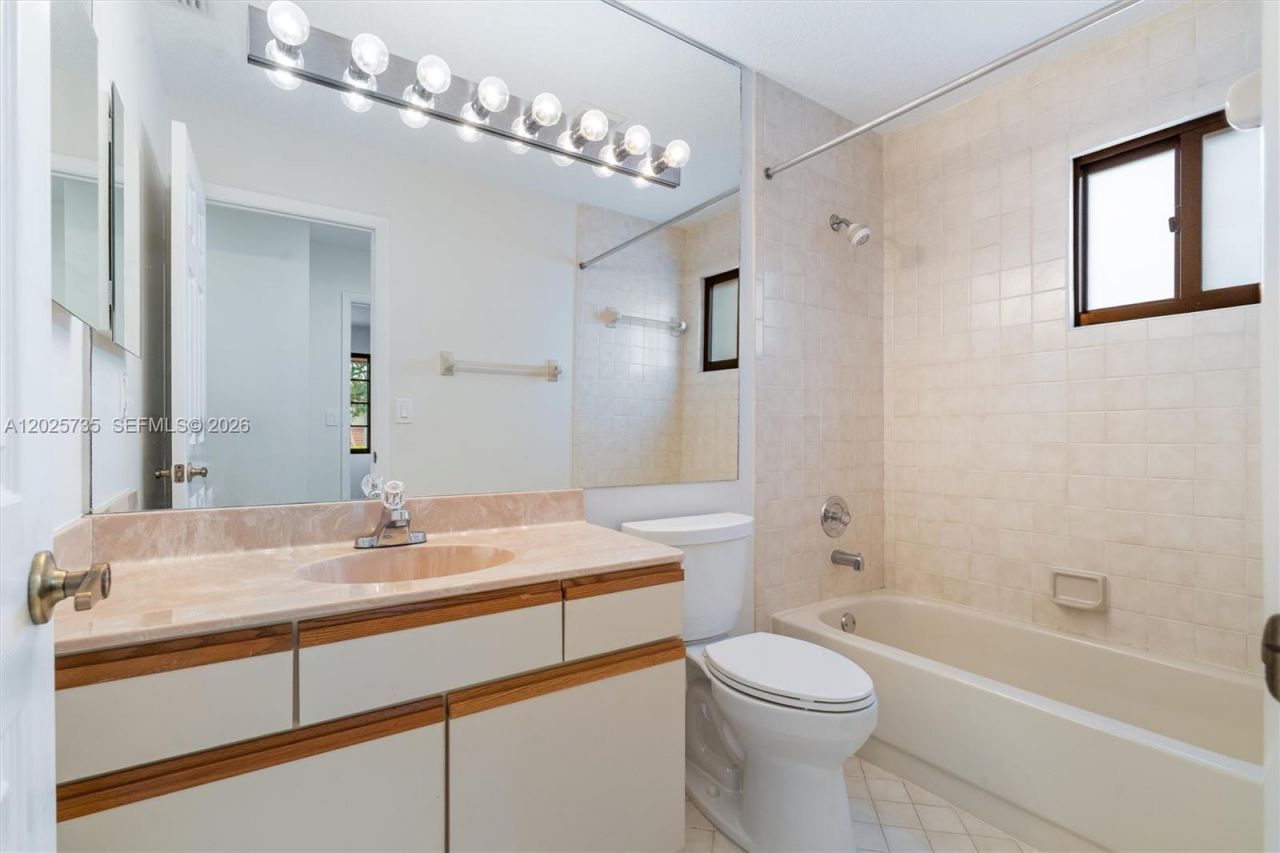 1455 NW 105th Ave , Plantation, FL 33322 Photo
