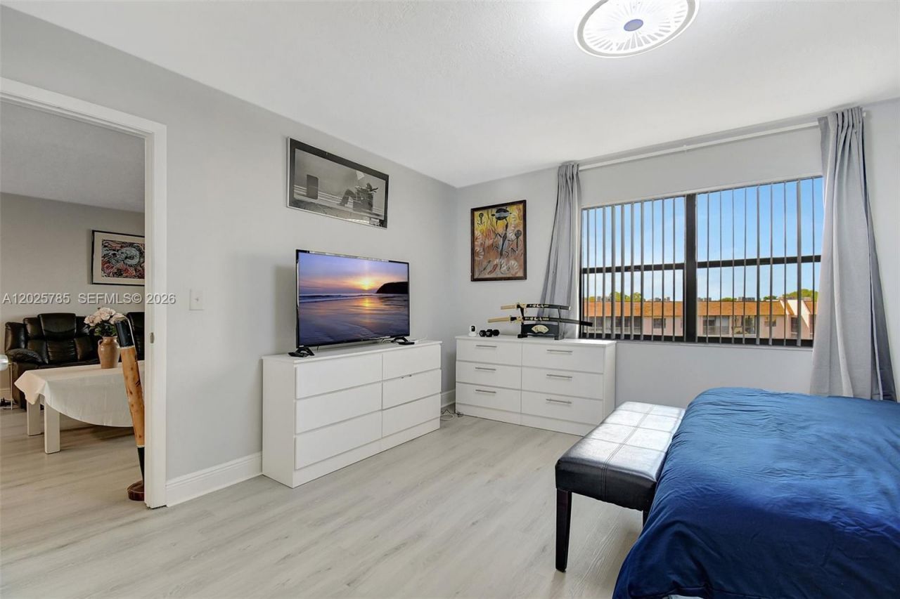 10145 Sunrise Lakes Blvd, Unit 403, Sunrise, FL 33322 Photo
