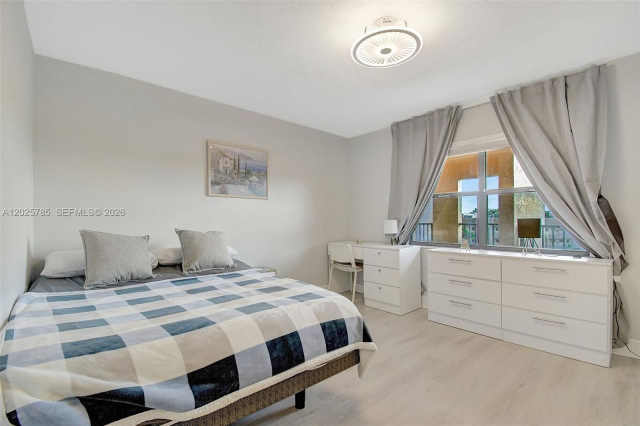 10145 Sunrise Lakes Blvd, Unit 403, Sunrise, FL 33322 Photo