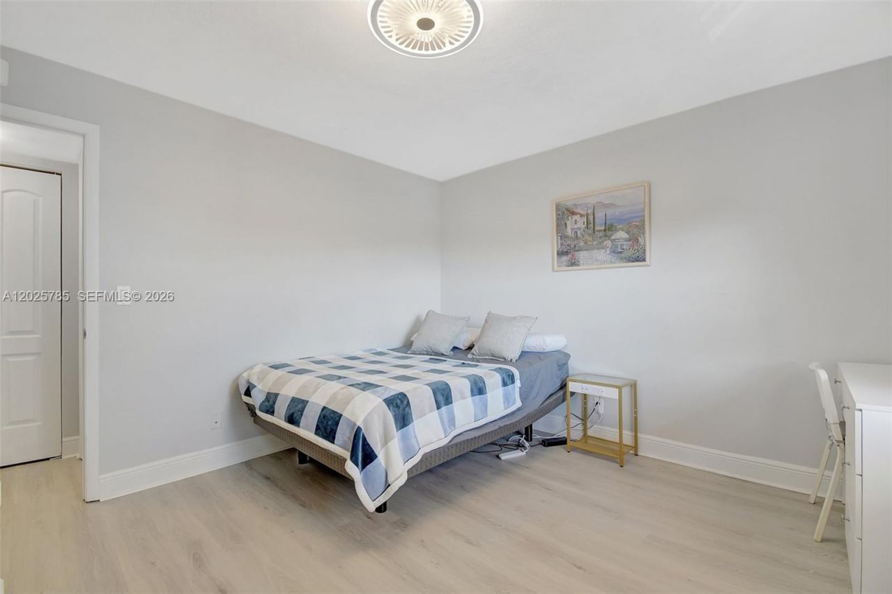 10145 Sunrise Lakes Blvd, Unit 403, Sunrise, FL 33322 Photo