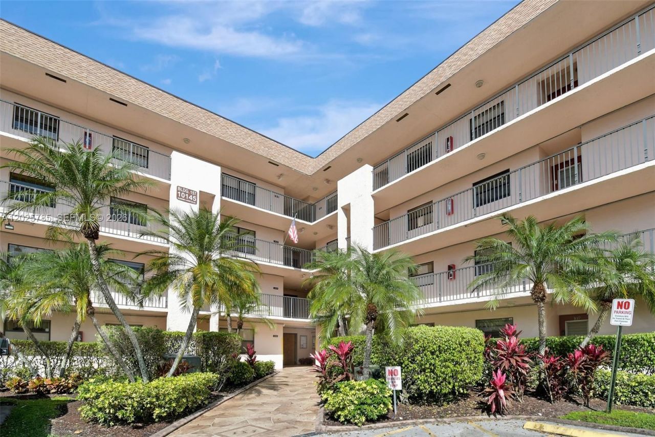 10145 Sunrise Lakes Blvd, Unit 403, Sunrise, FL 33322 Photo