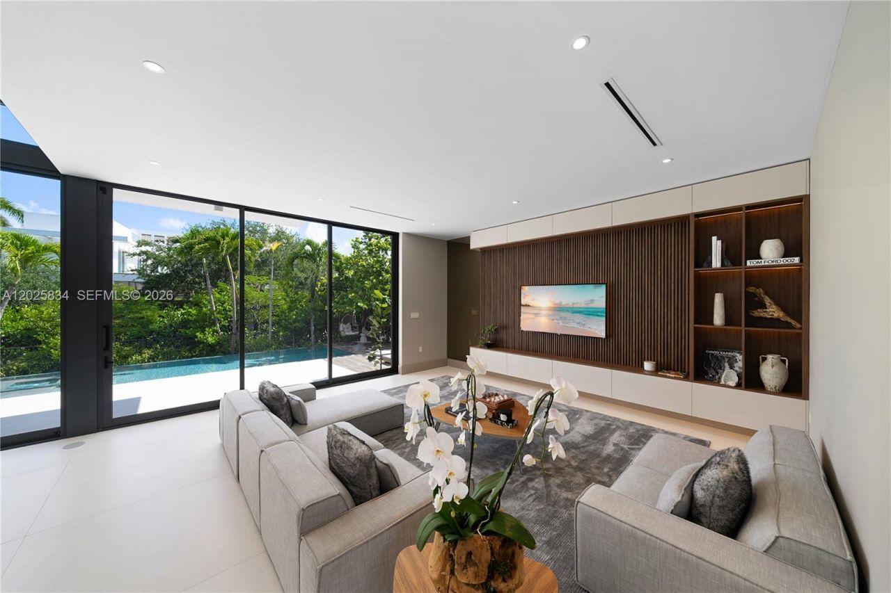571 Glenridge Rd, Key Biscayne, FL 33149 Photo
