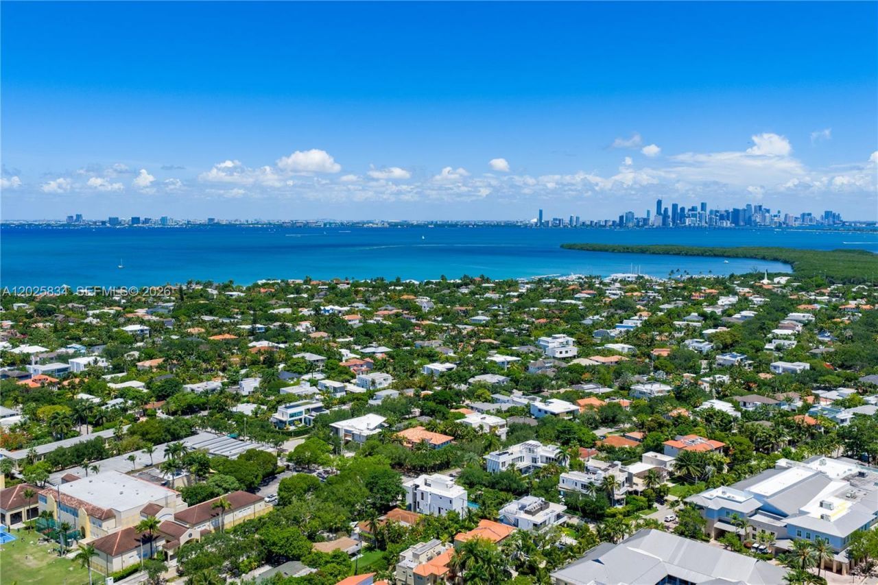 571 Glenridge Rd, Key Biscayne, FL 33149 Photo
