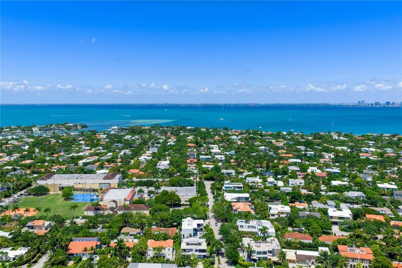 571 Glenridge Rd, Key Biscayne, FL 33149 Photo