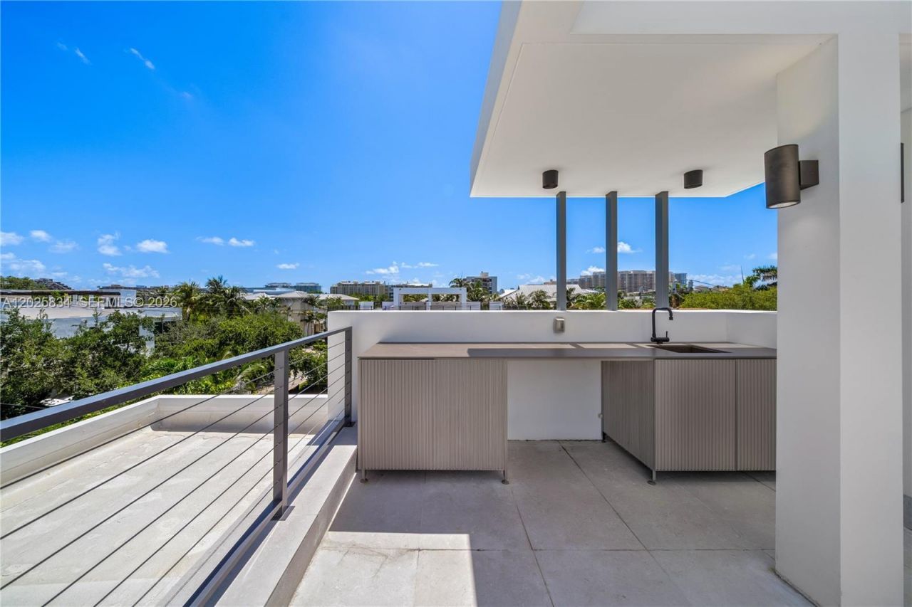 571 Glenridge Rd, Key Biscayne, FL 33149 Photo