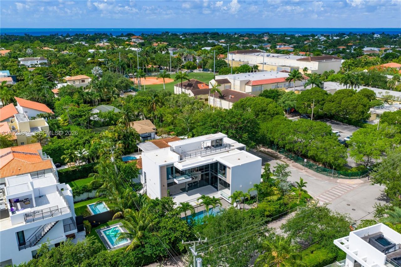 571 Glenridge Rd, Key Biscayne, FL 33149 Photo