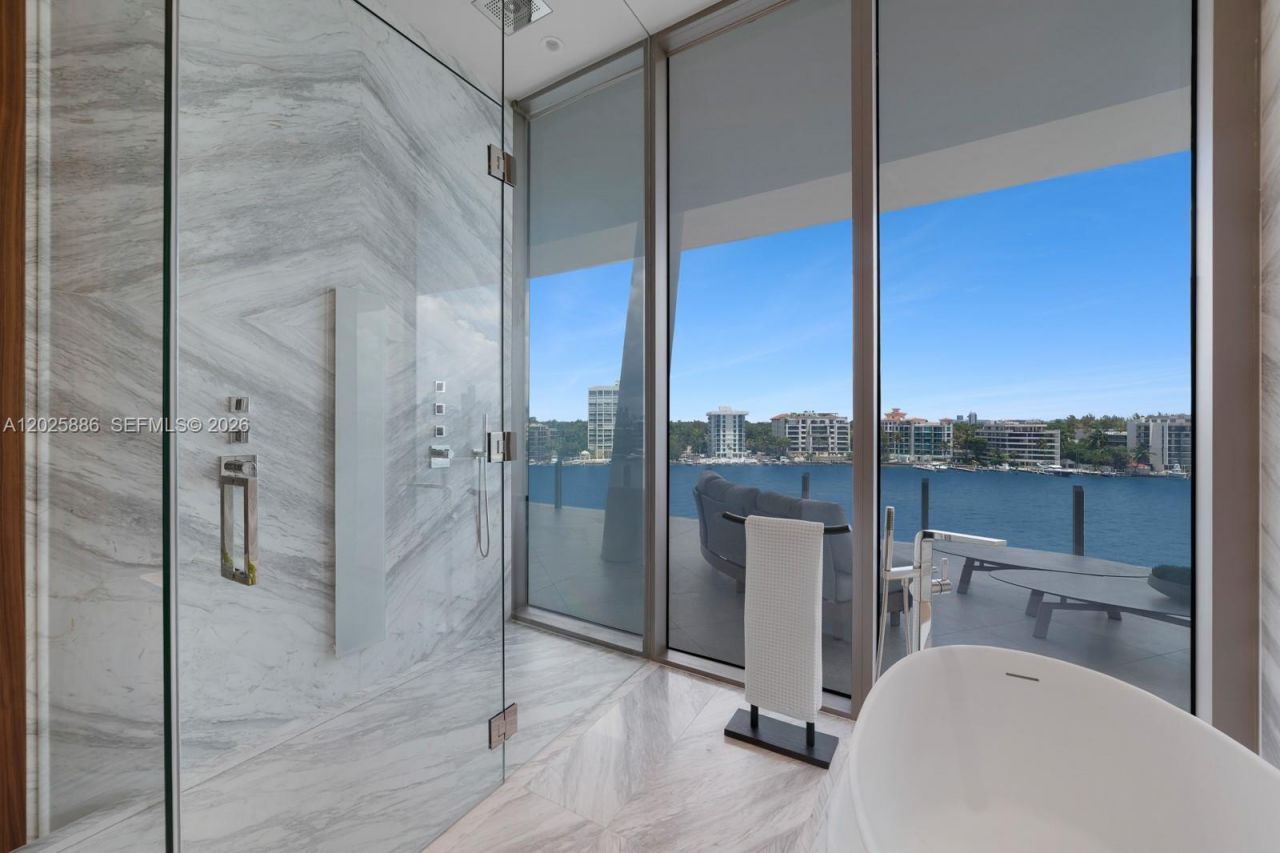 5 Grove Isle Dr, Unit PH-L05, Coconut Grove, FL 33133 Photo