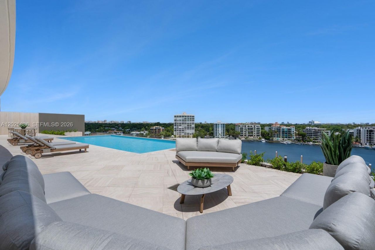 5 Grove Isle Dr, Unit PH-L05, Coconut Grove, FL 33133 Photo