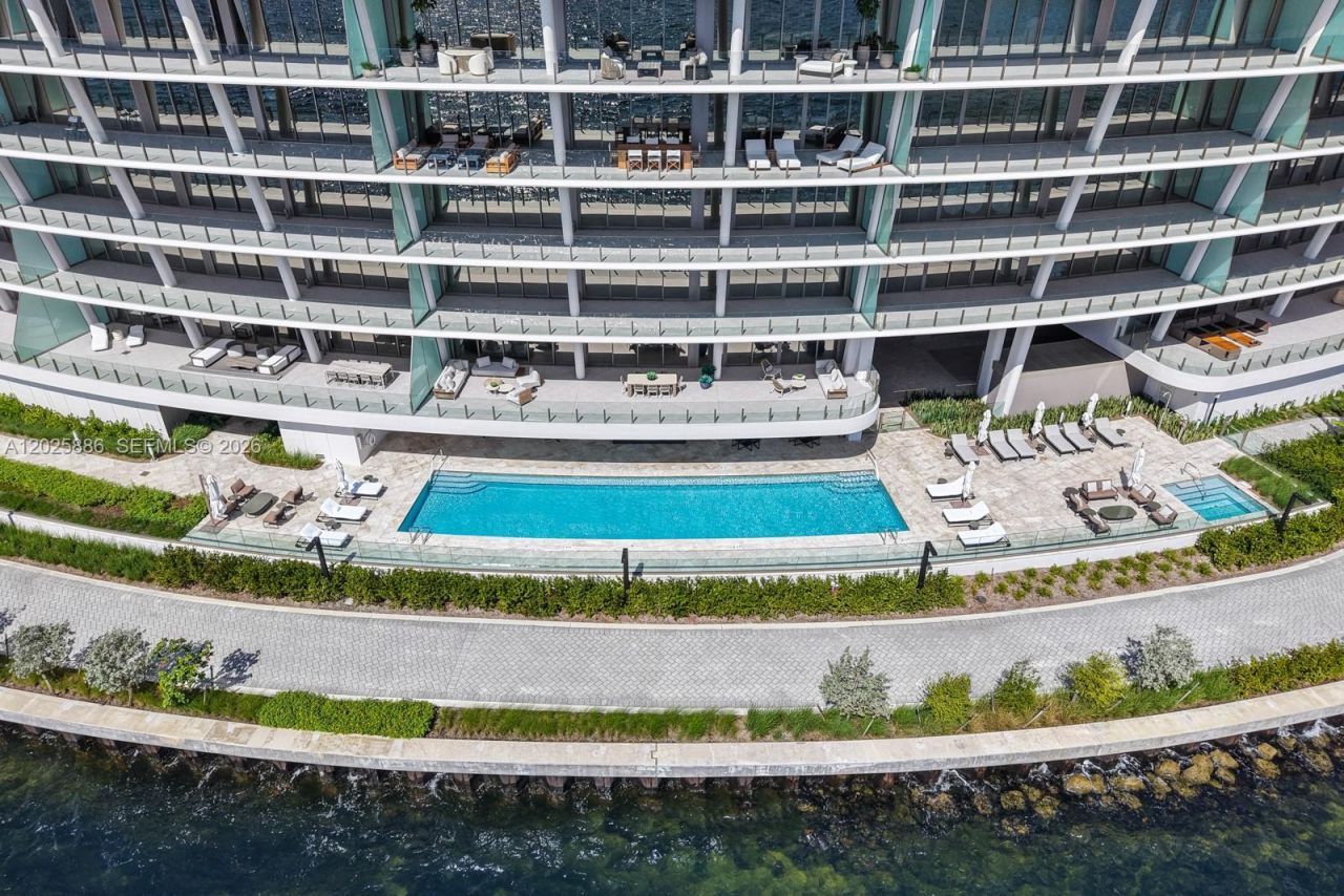 5 Grove Isle Dr, Unit PH-L05, Coconut Grove, FL 33133 Photo