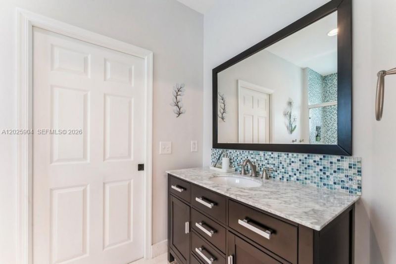 2708 Meadowood Dr , Unit 2708, Weston, FL 33332 Photo