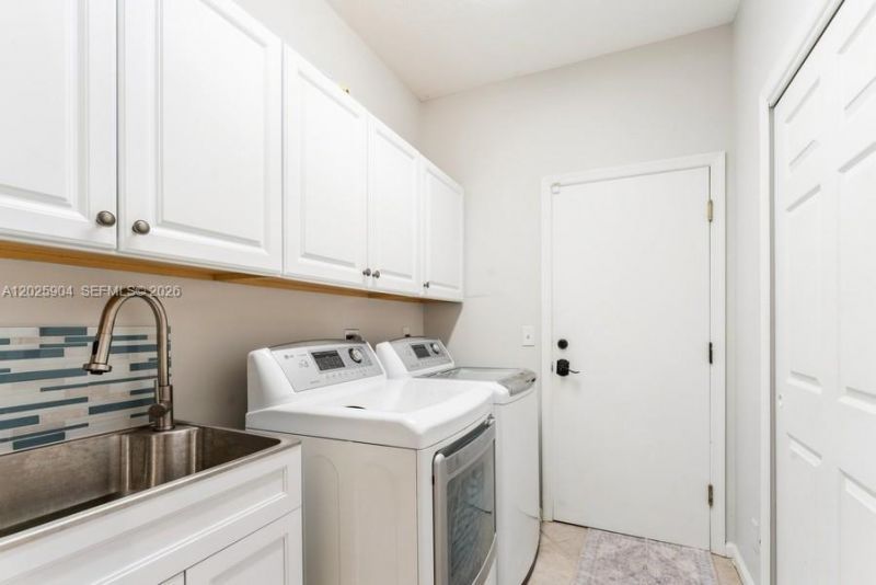 2708 Meadowood Dr , Unit 2708, Weston, FL 33332 Photo