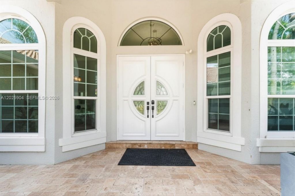 2708 Meadowood Dr , Unit 2708, Weston, FL 33332 Photo