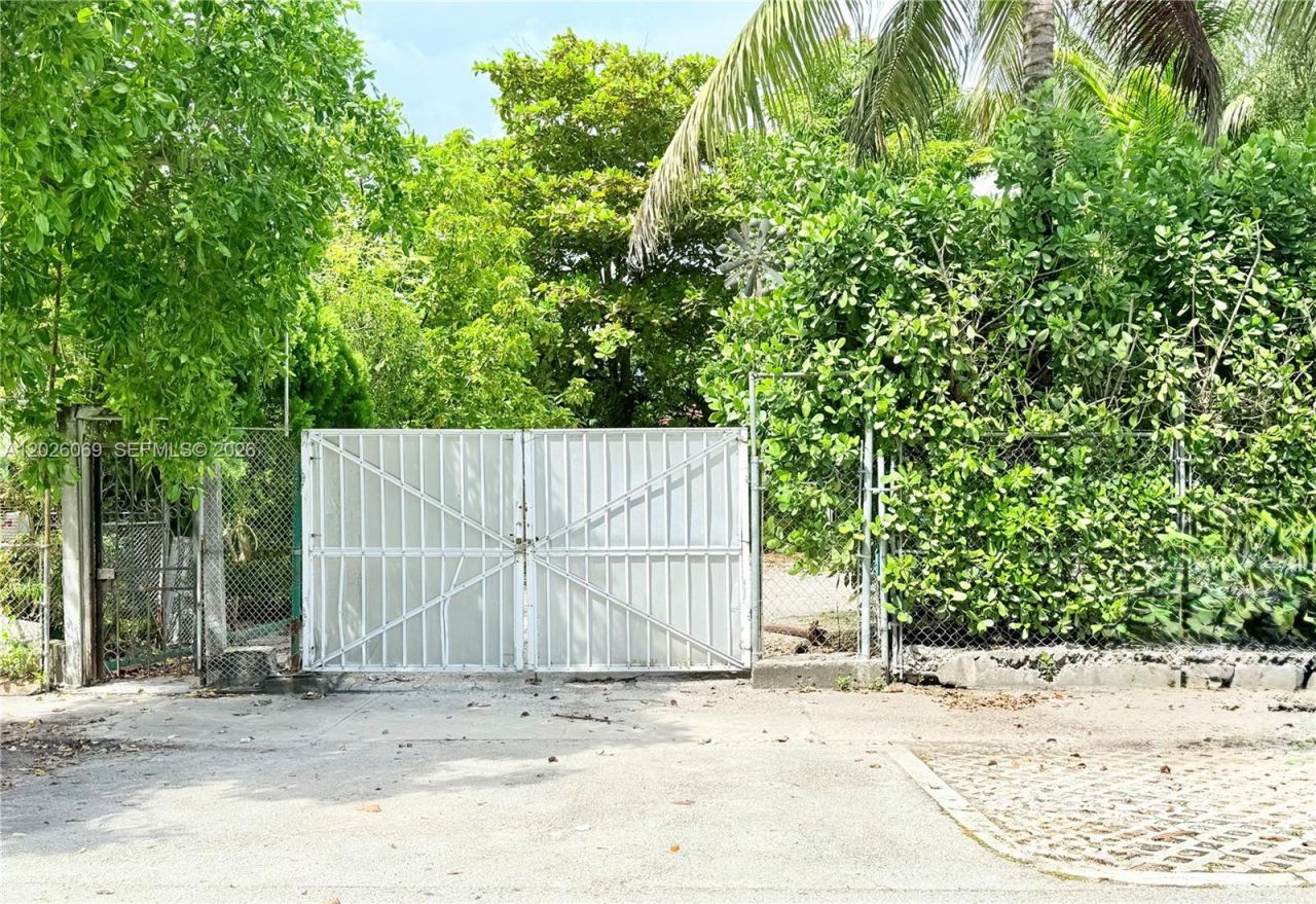 1251 NW 29th Ter, Unit 1, Miami, FL 33142 Photo