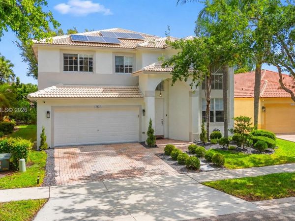 17027 NW 19th St , Pembroke Pines, FL 33028
