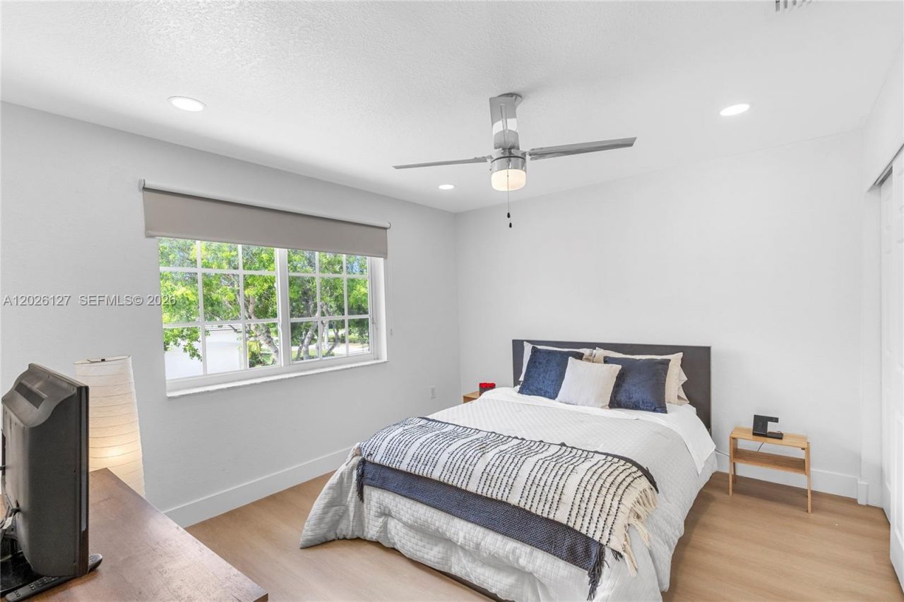 17027 NW 19th St , Pembroke Pines, FL 33028 Photo