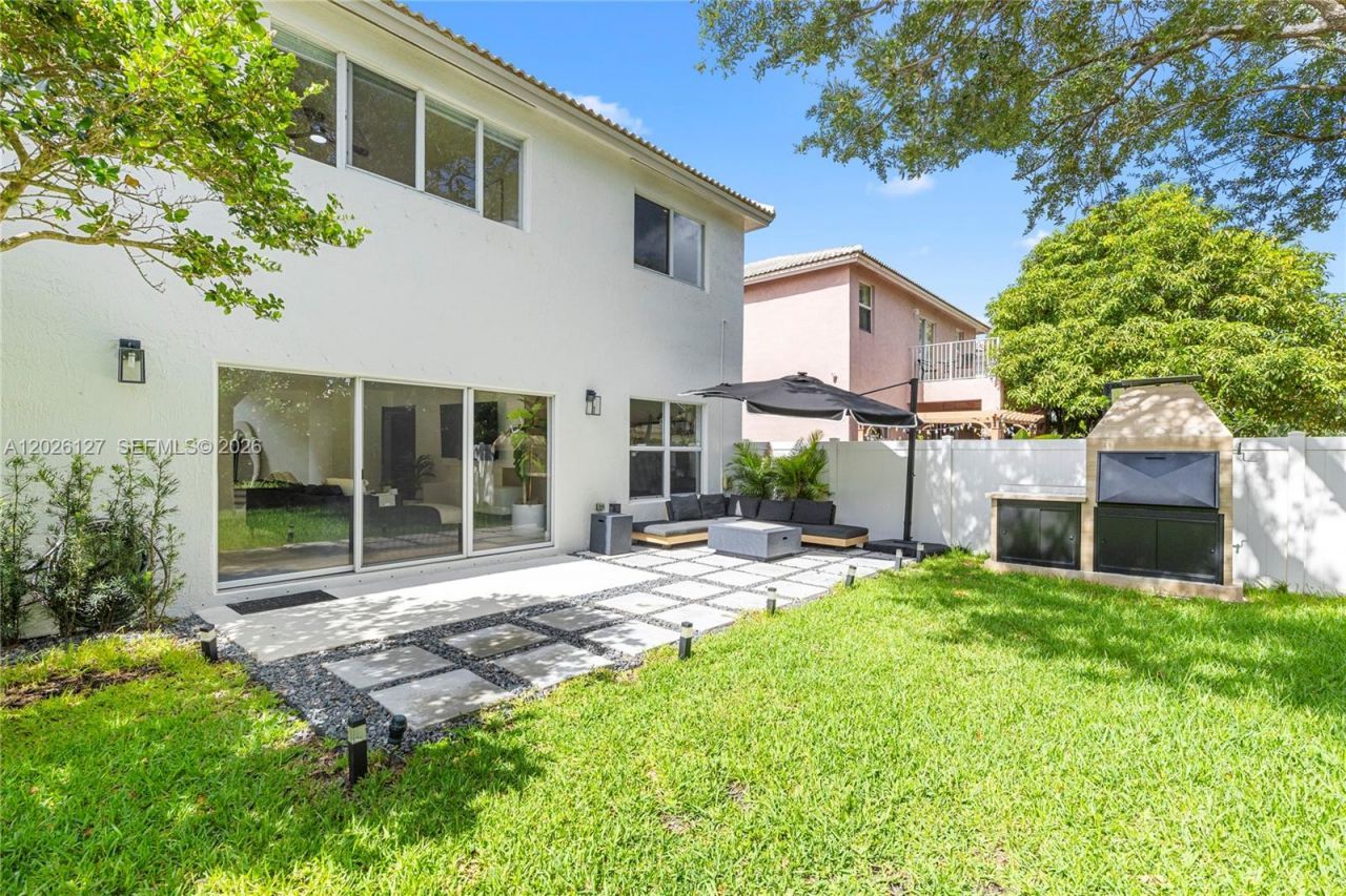 17027 NW 19th St , Pembroke Pines, FL 33028 Photo