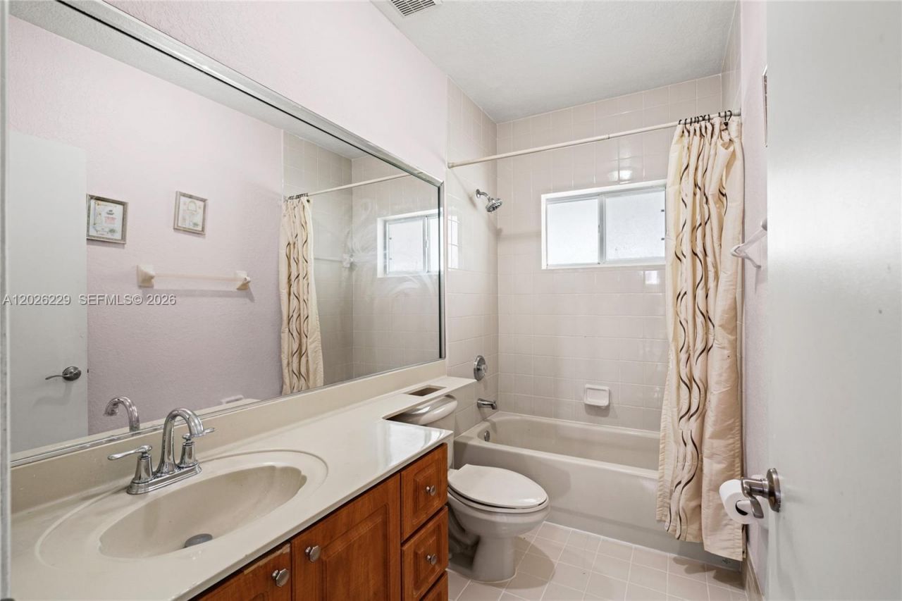 716 SE 12th Ter, Homestead, FL 33033 Photo