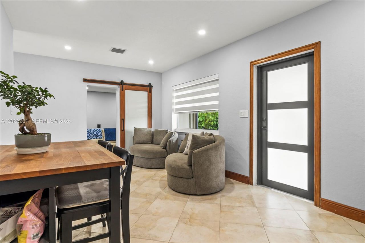 6250 SW 20 Ter, Miami, FL 33155 Photo