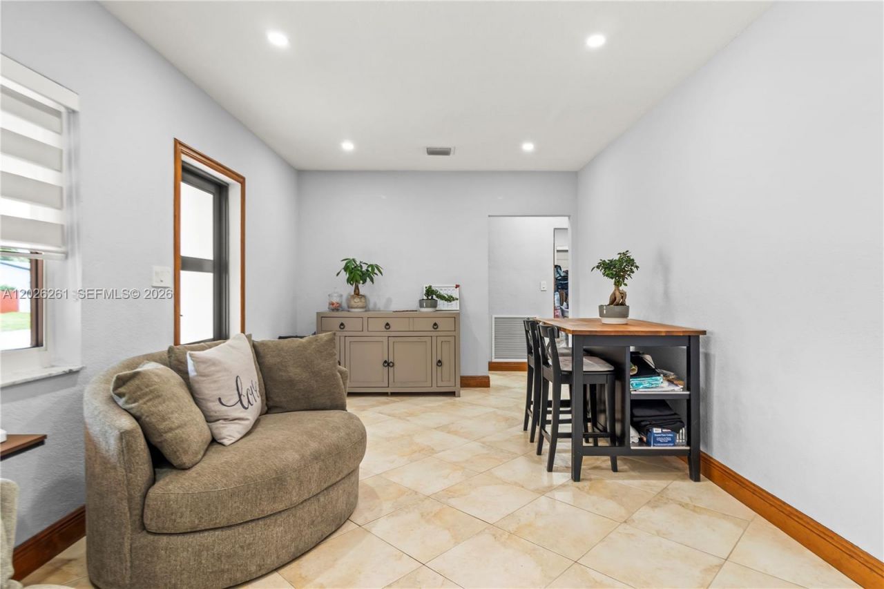 6250 SW 20 Ter, Miami, FL 33155 Photo