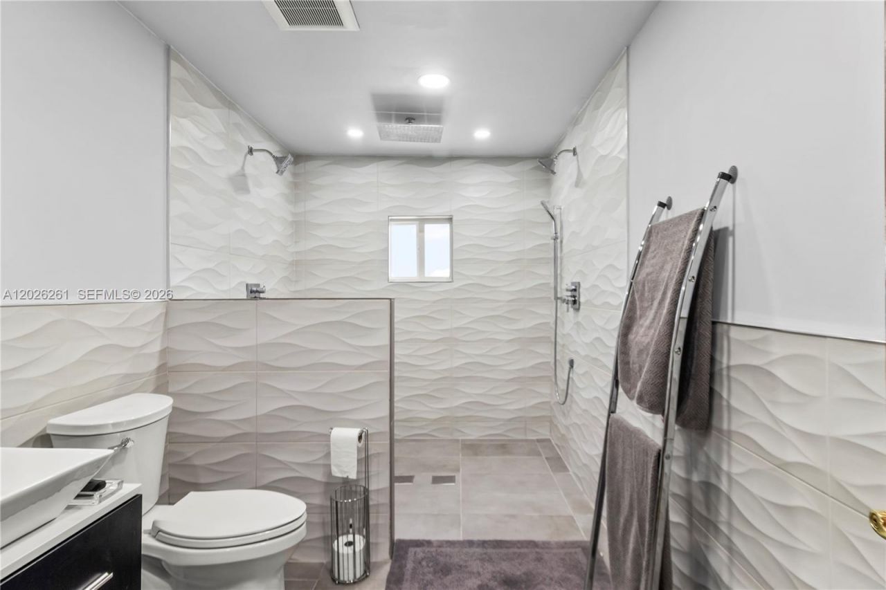 6250 SW 20 Ter, Miami, FL 33155 Photo