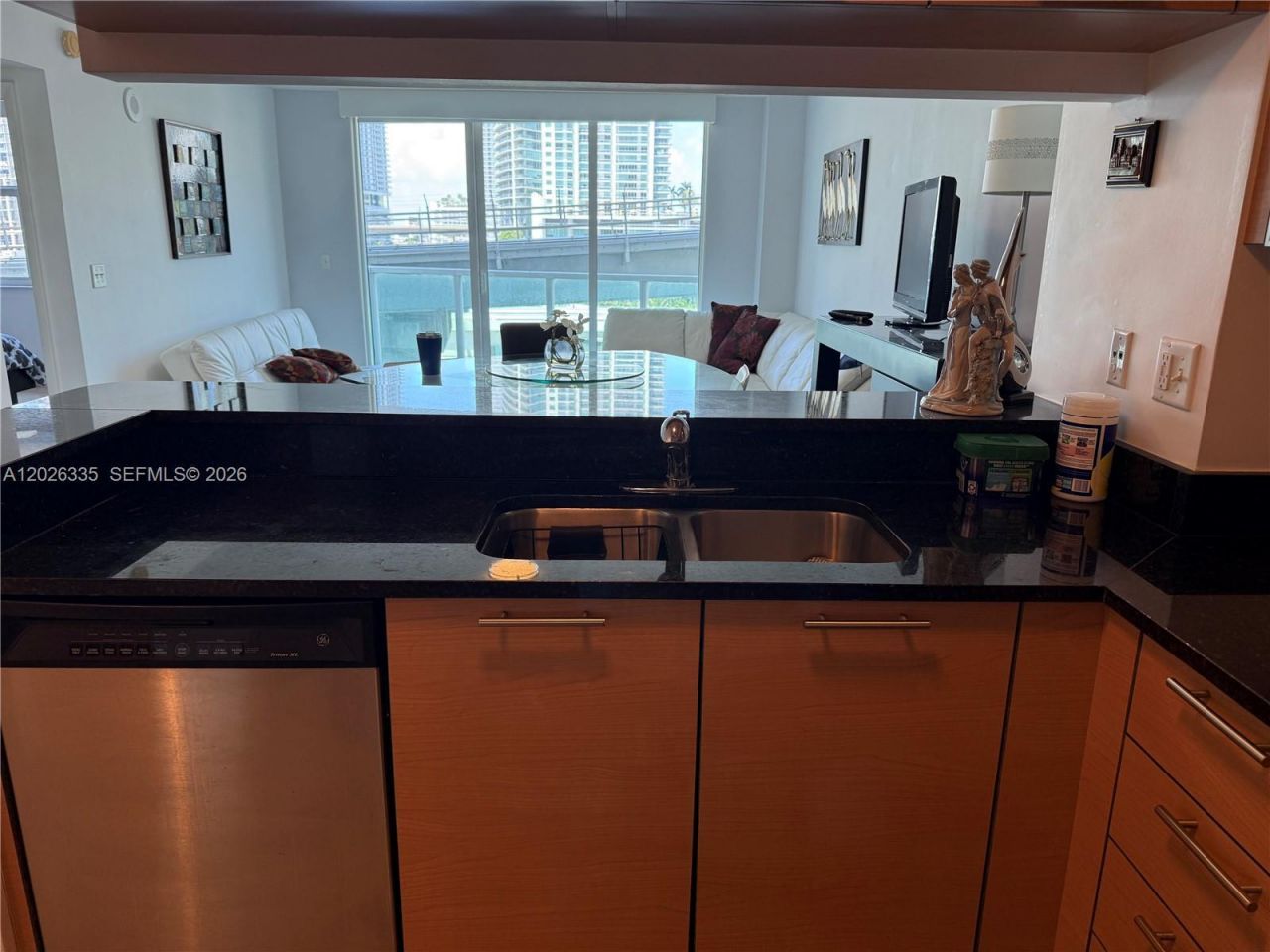 31 SE 5th St , Unit 705, Miami, FL 33131 Photo