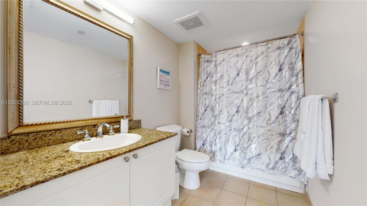 19501 W Country Club Dr , Unit PH-10, Aventura, FL 33180 Photo