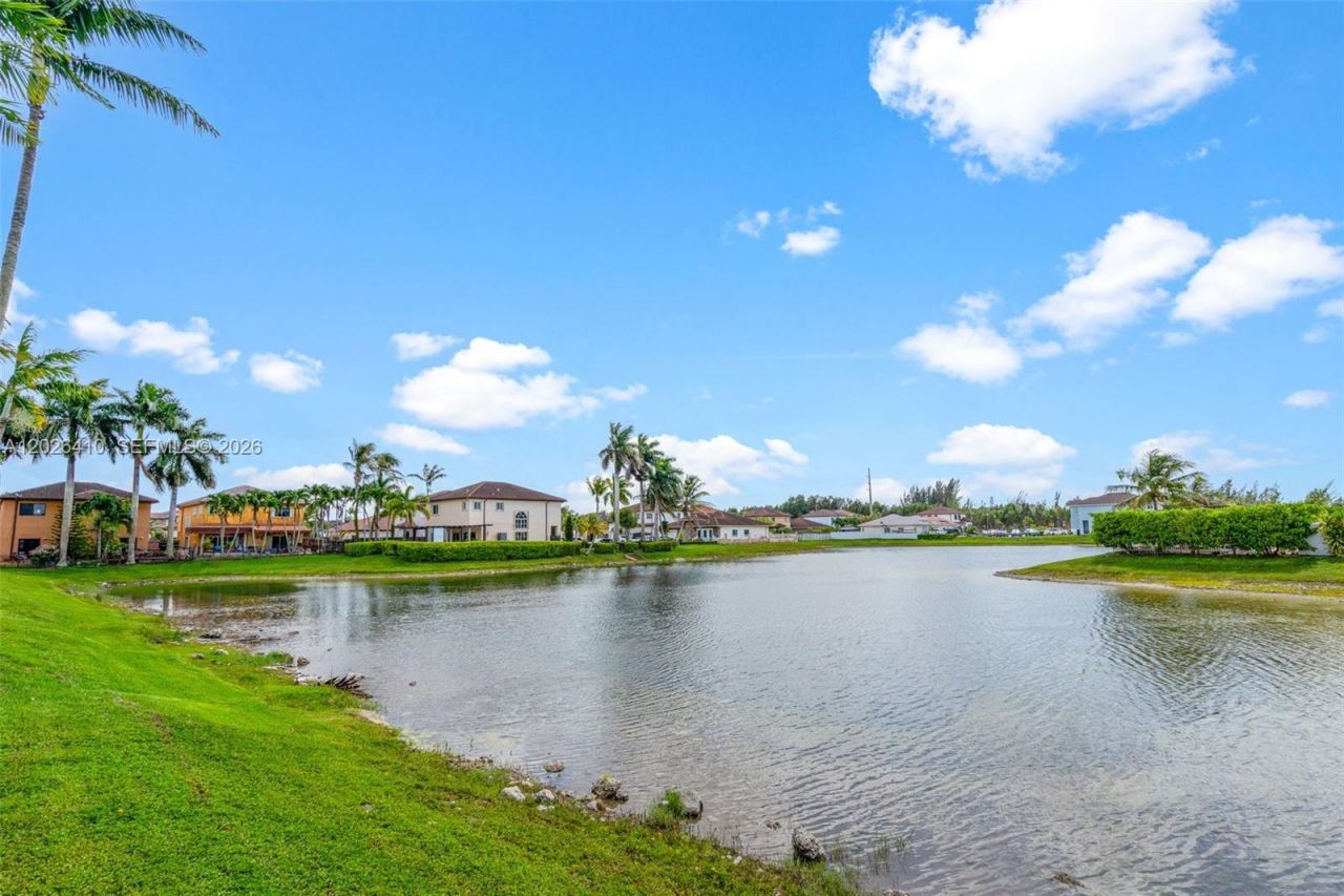 1680 SW 154th Path , Miami, FL 33185 Photo