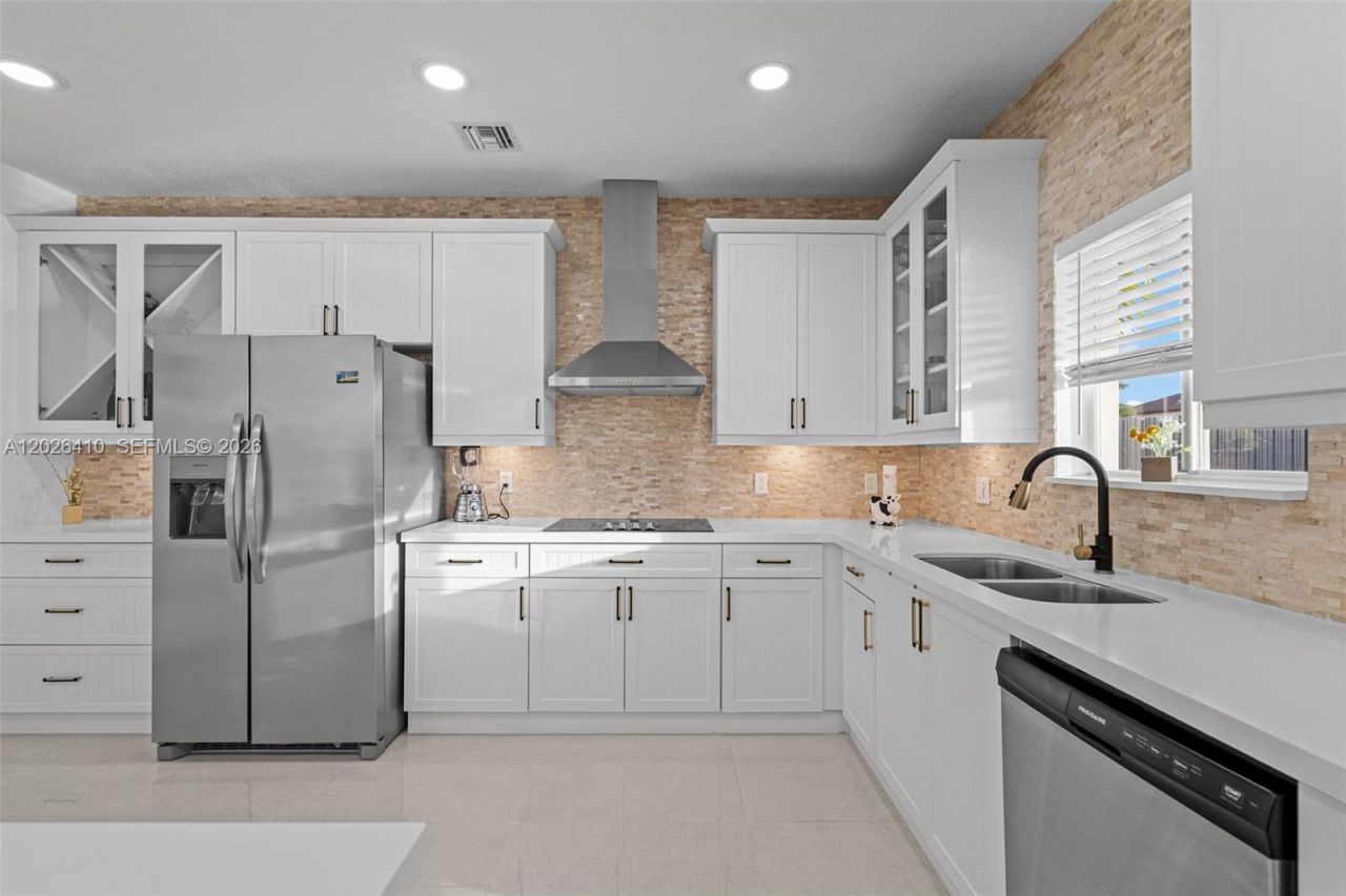 1680 SW 154th Path, Miami, FL 33185 Photo