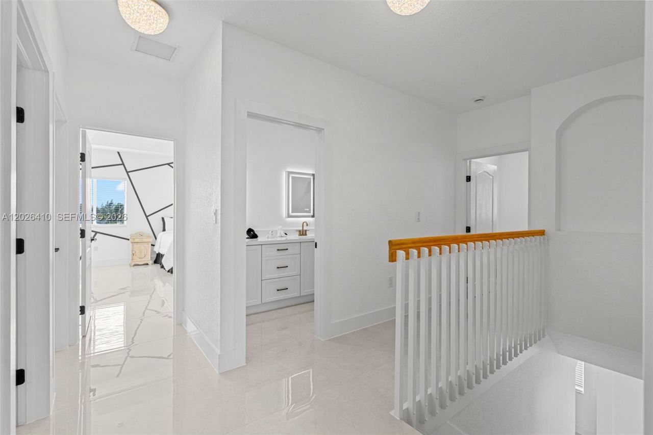 1680 SW 154th Path, Miami, FL 33185 Photo