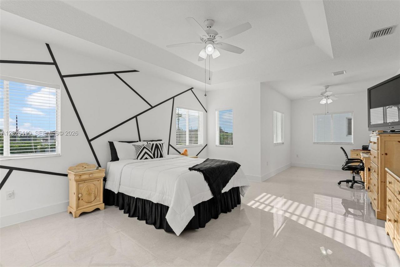 1680 SW 154th Path, Miami, FL 33185 Photo