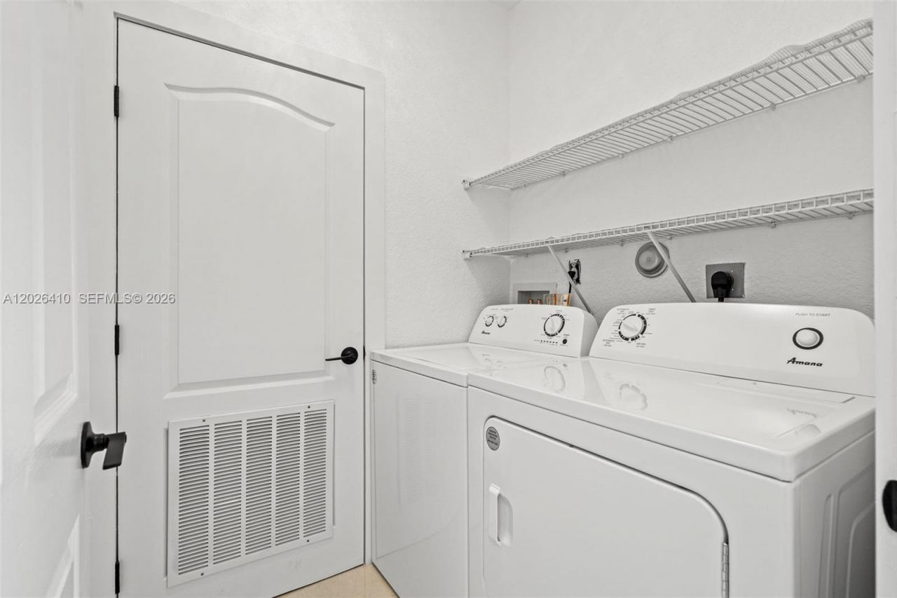 1680 SW 154th Path, Miami, FL 33185 Photo