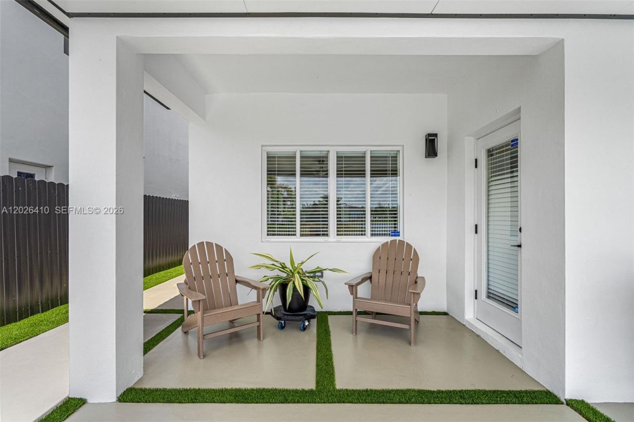 1680 SW 154th Path, Miami, FL 33185 Photo