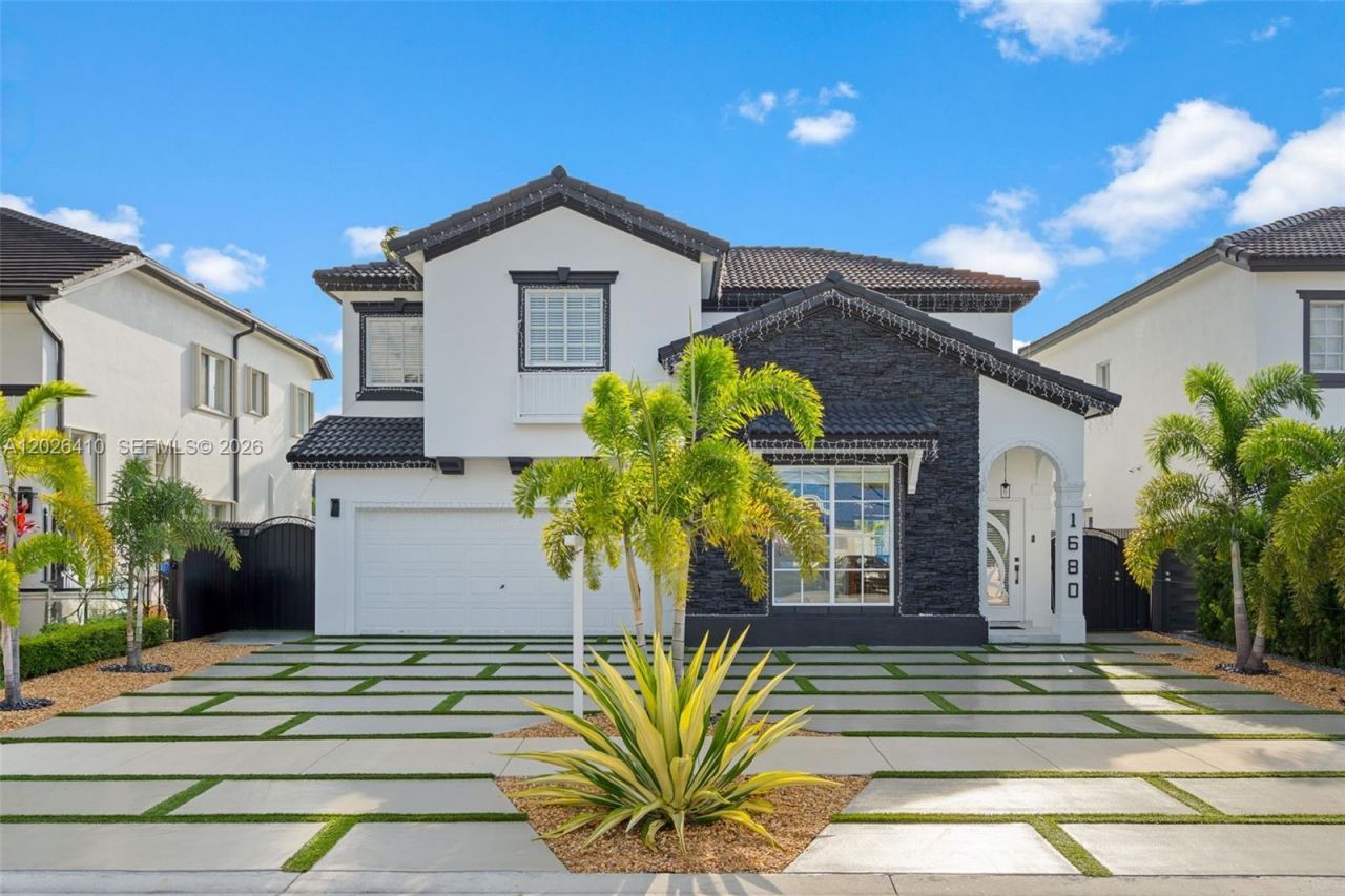 1680 SW 154th Path, Miami, FL 33185 Photo