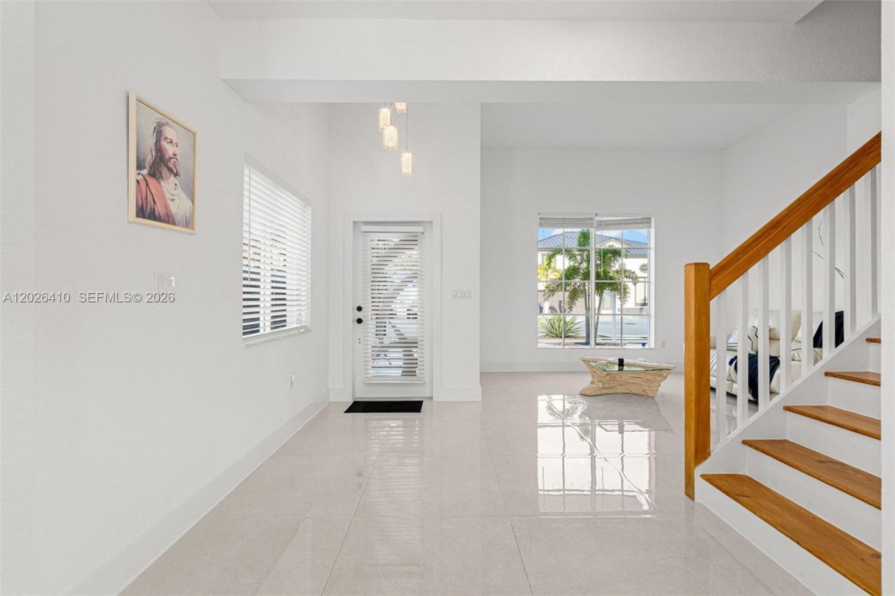 1680 SW 154th Path, Miami, FL 33185 Photo