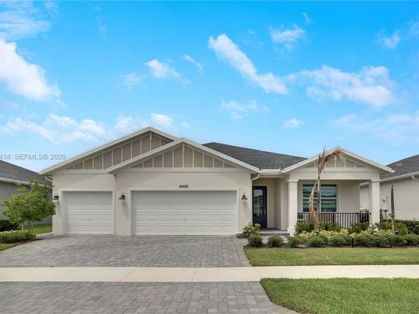 6489 NW Cloverdale Ave, Port St. Lucie, FL 34987