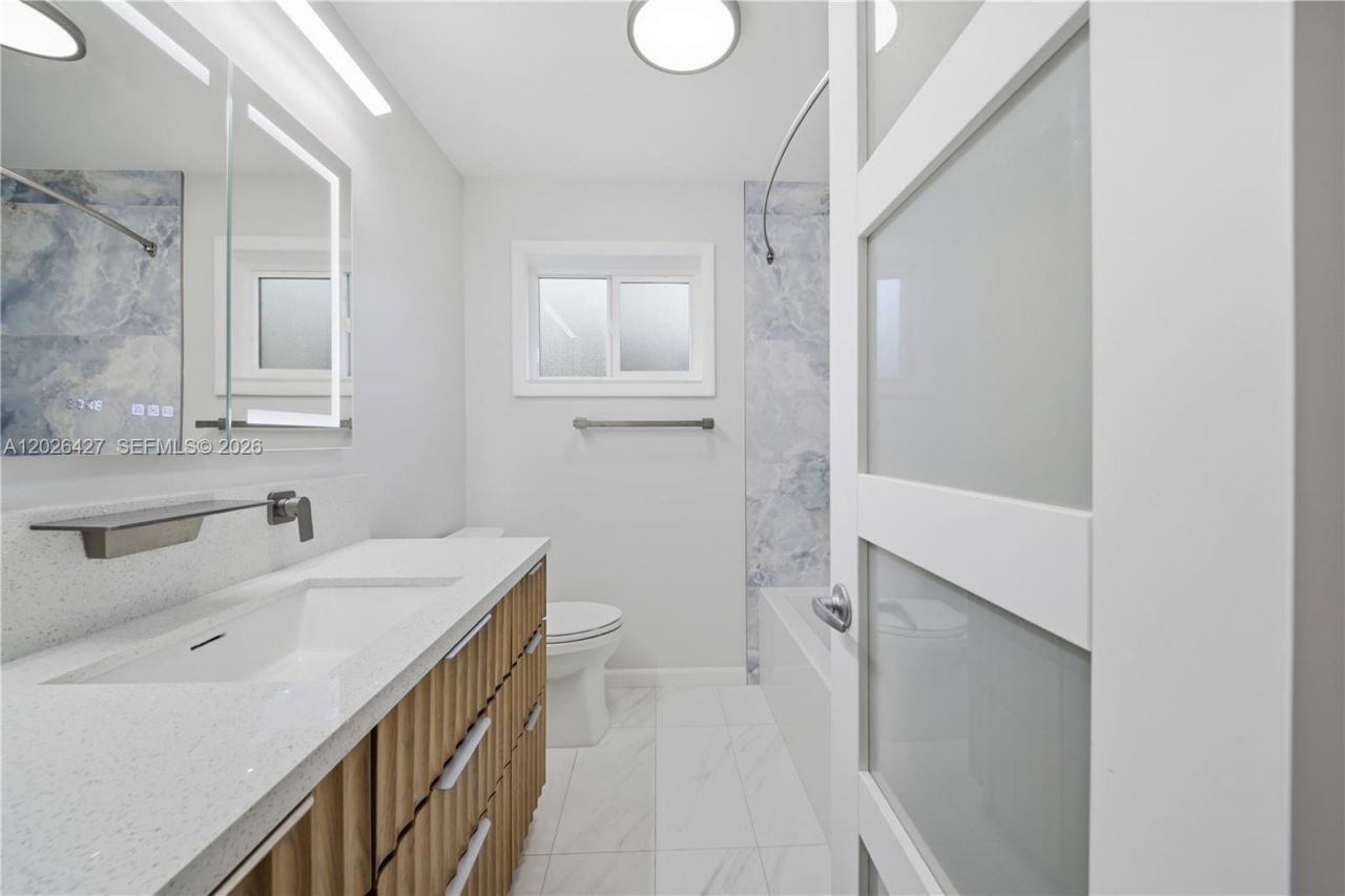 2202 N 42nd Ave, Hollywood, FL 33021 Photo