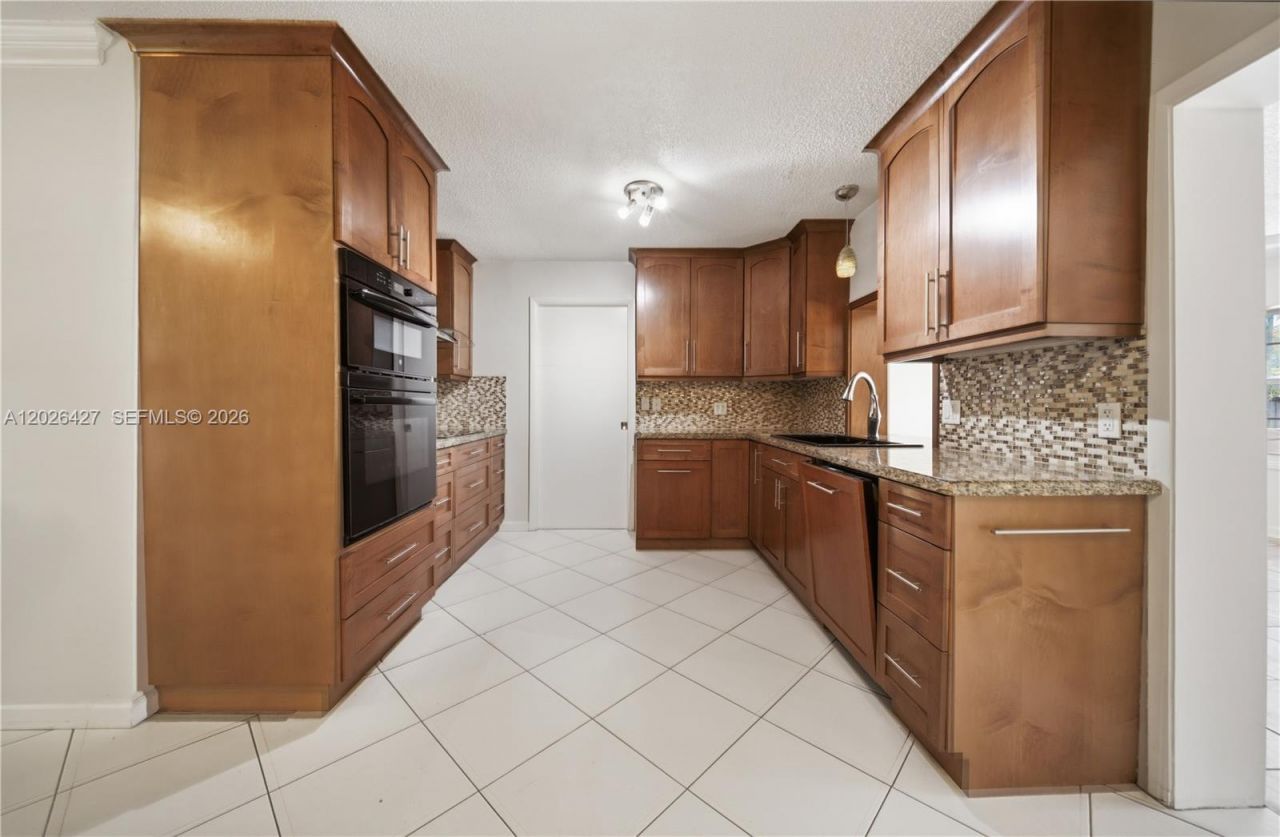 2202 N 42nd Ave, Hollywood, FL 33021 Photo