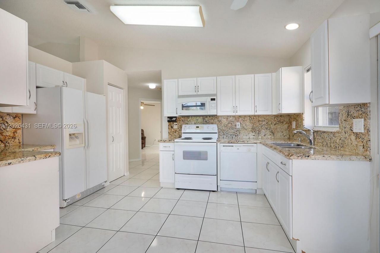 12357 SW 144th Ter , Miami, FL 33186 Photo