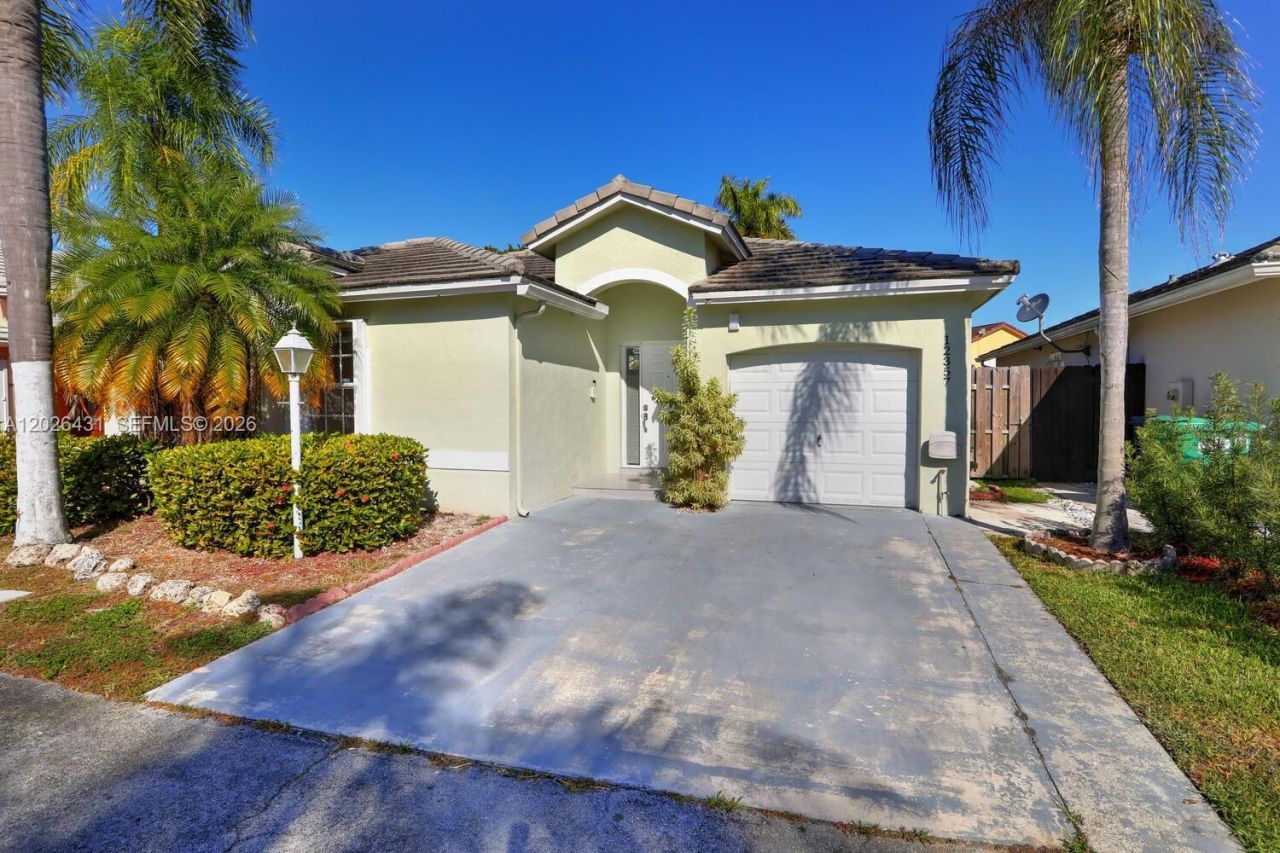 12357 SW 144th Ter, Miami, FL 33186 Photo